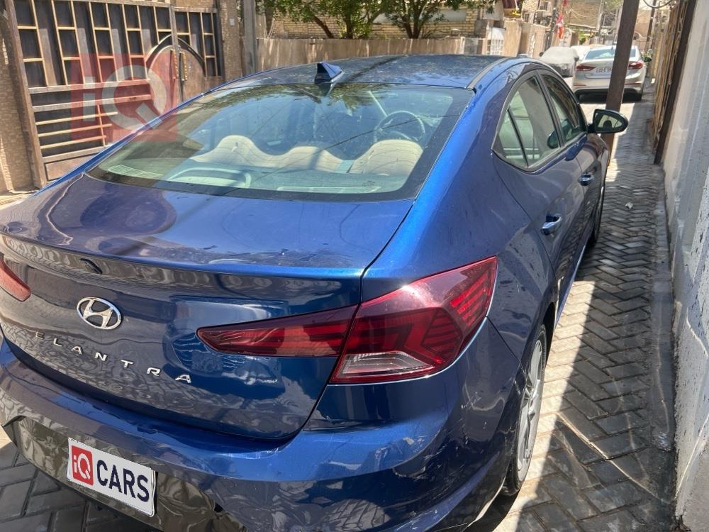 هيونداي النترا
